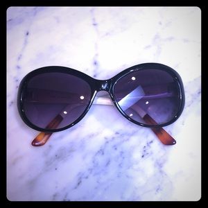 Cole Hana Sunglasses!
